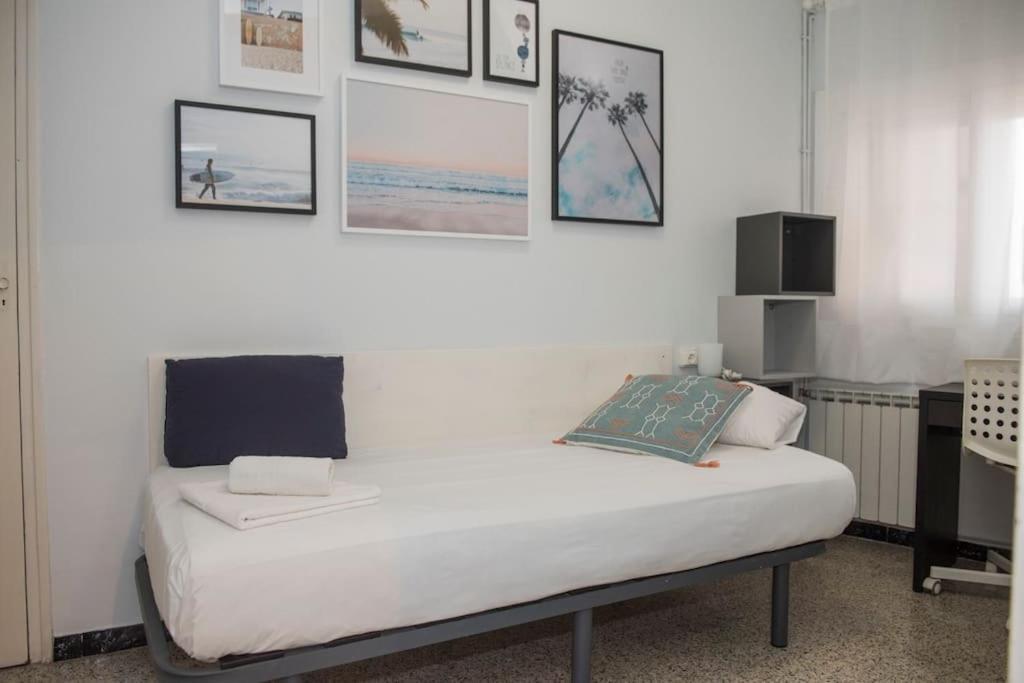 Sunny And Quiet Sagrada Familia Apartment Barcelona Exterior foto