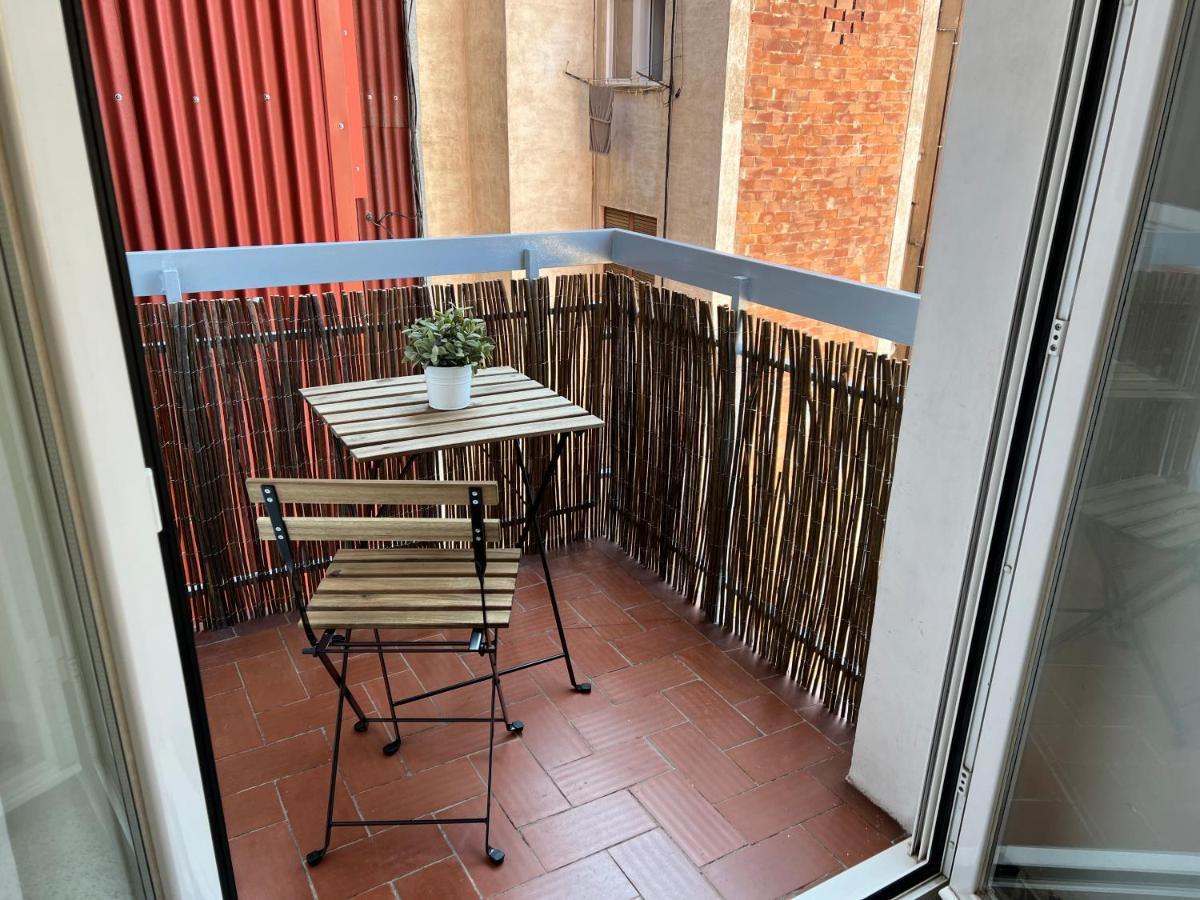 Sunny And Quiet Sagrada Familia Apartment Barcelona Exterior foto